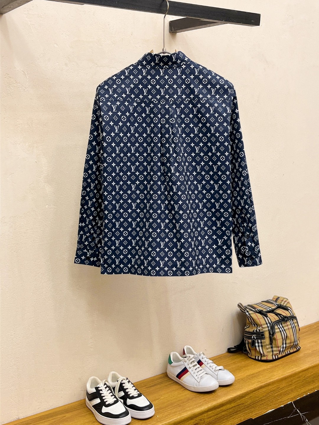 25SS服 ルイヴィトン ワイシャツ トップス  メンズ