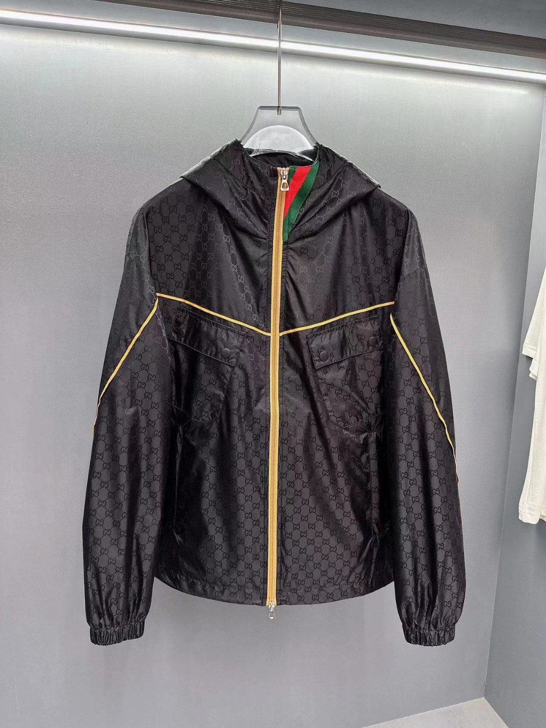 25SS服 グッチ トレンチコート ジャケット 恋人