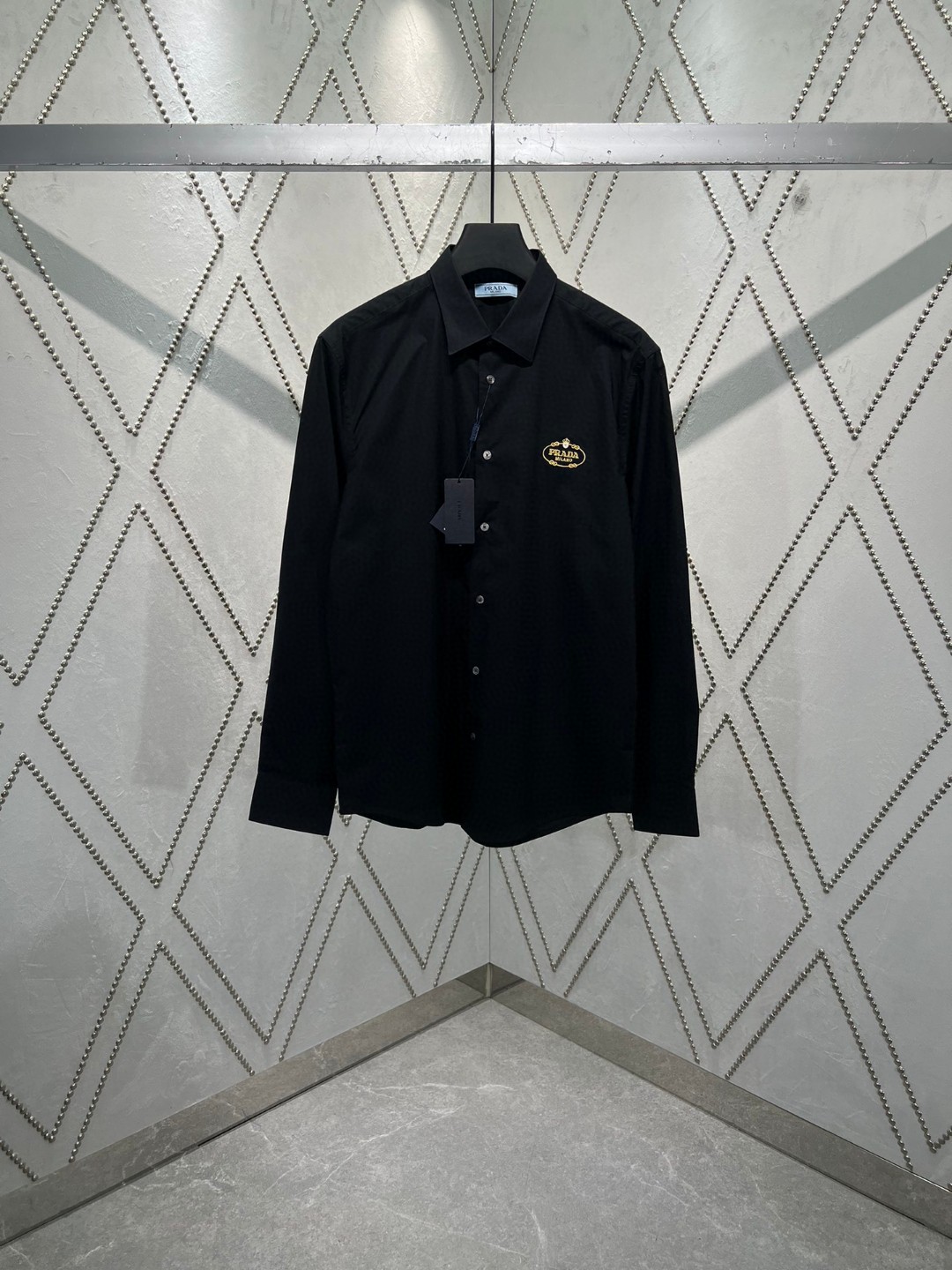 25SS服 プラダ ワイシャツ トップス  メンズ