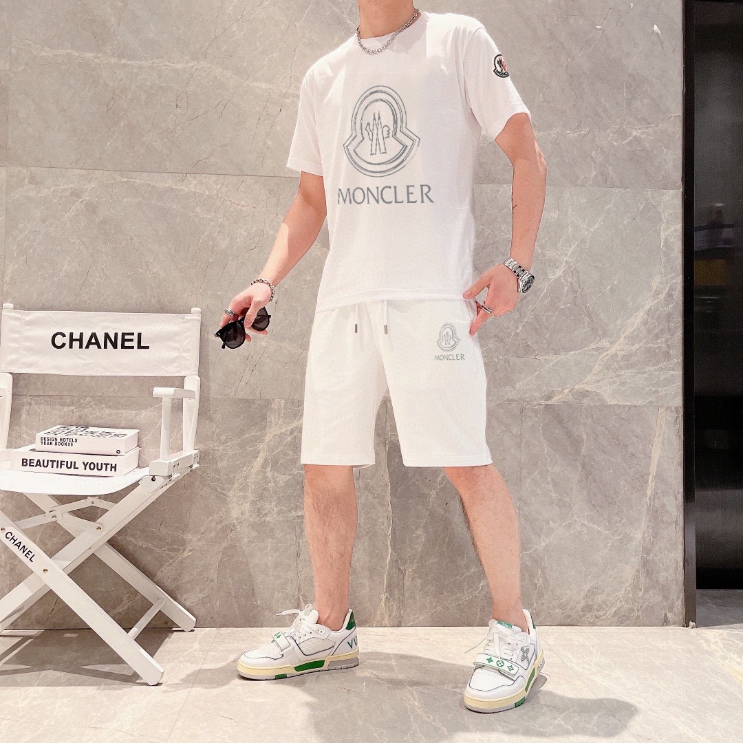 25SS服 モンクレール 上下服 セットアップ  メンズ