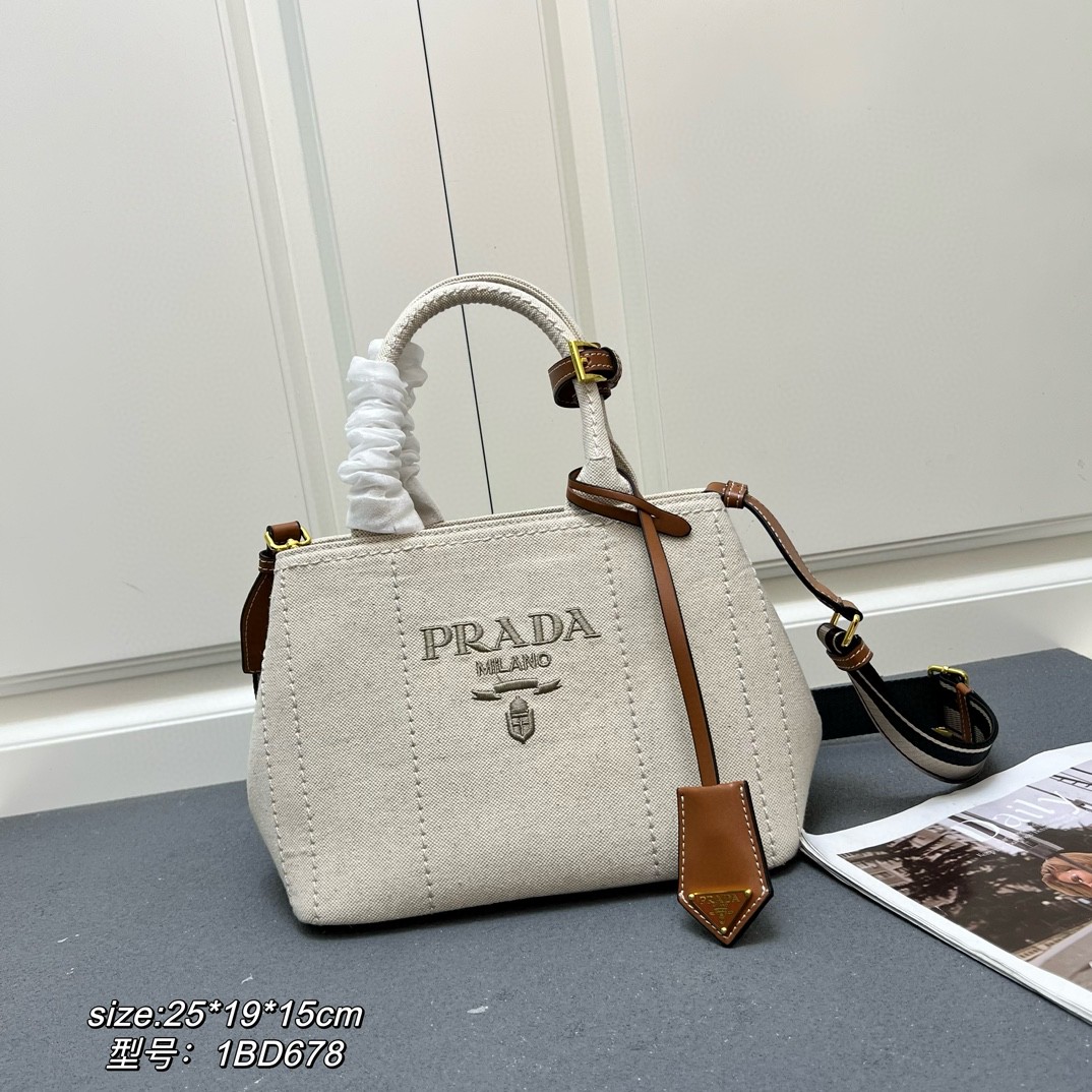 2025 プラダ メンズ バッグ 鞄 カバン TOTE バッグ