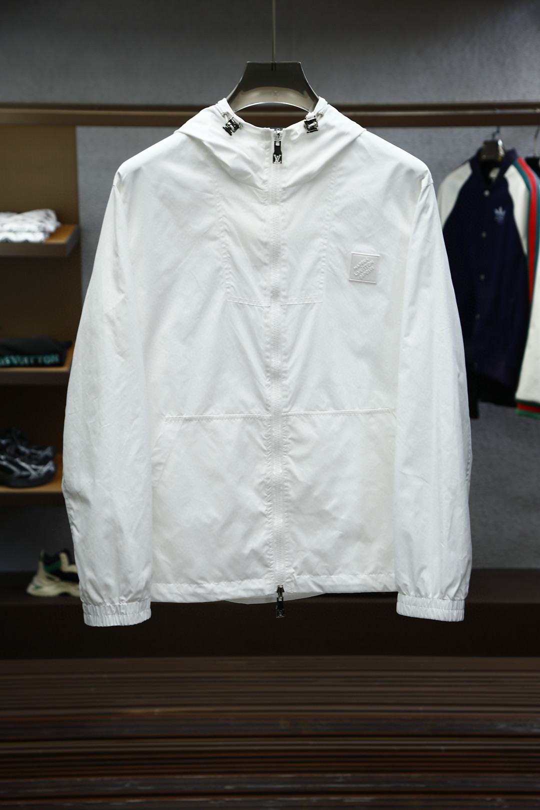 25SS服 ルイヴィトン トレンチコート 日焼け止め服  メンズ