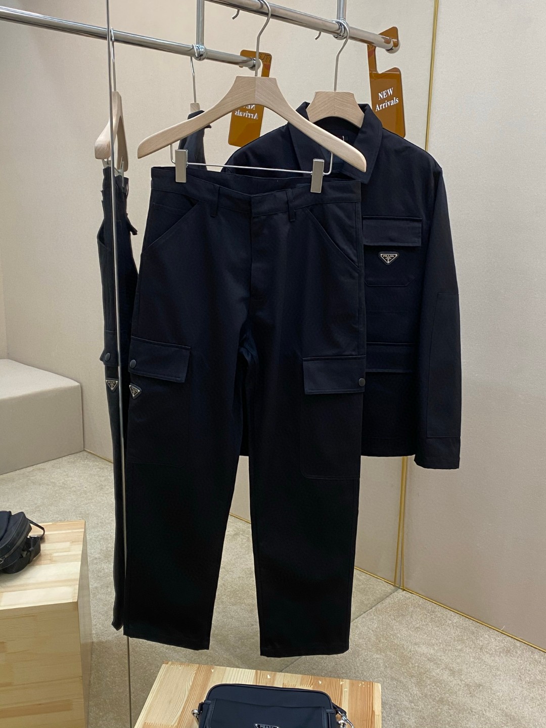 25SS服 プラダ 上下服 セットアップ メンズ