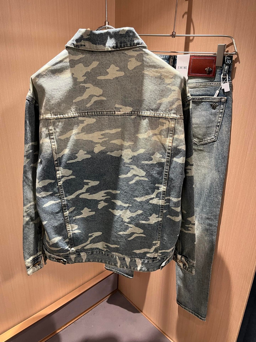 25SS服 ルイヴィトン トレンチコート ジャケット 恋人