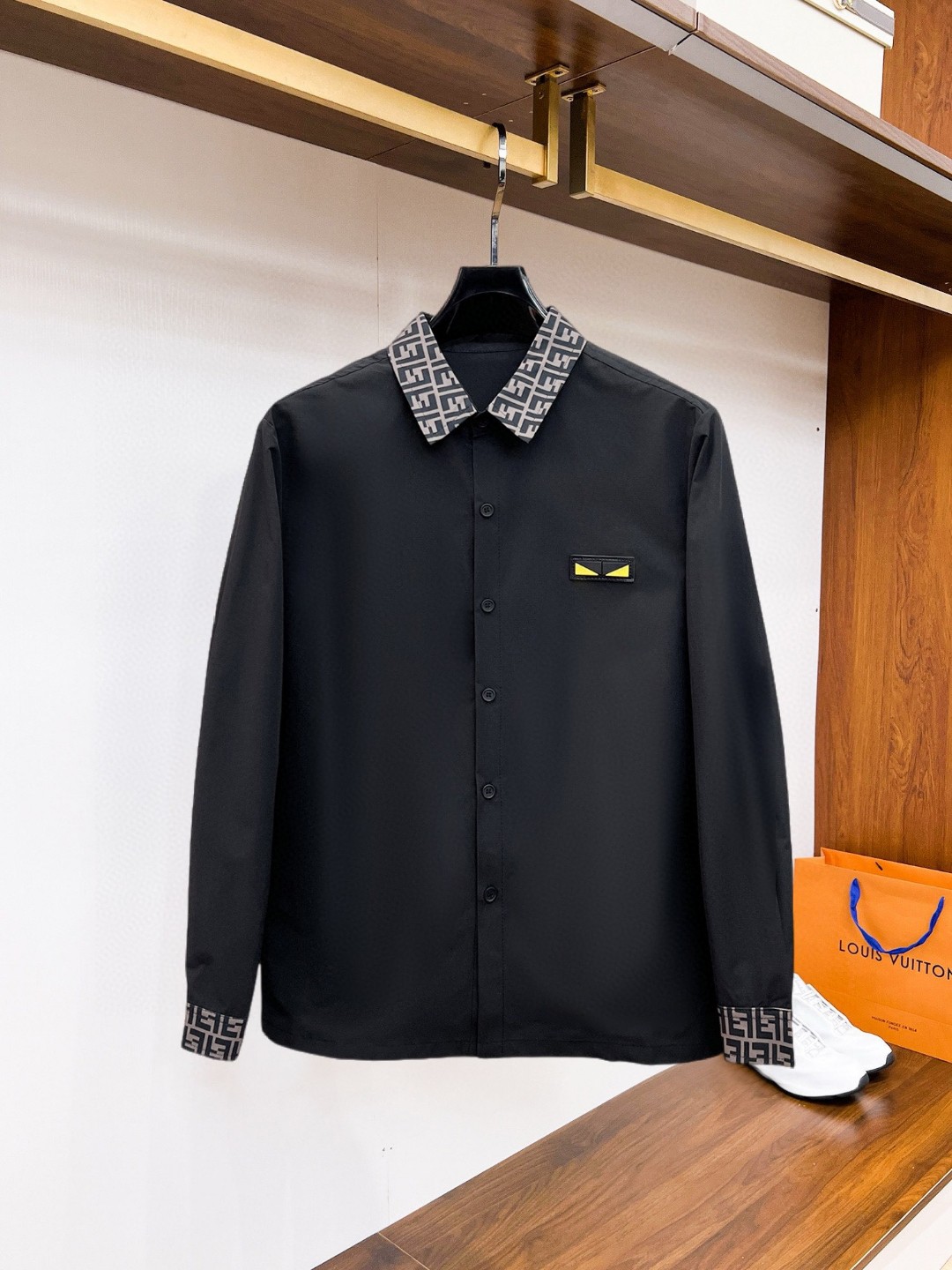 25SS服 フェンディワイシャツ トップス?