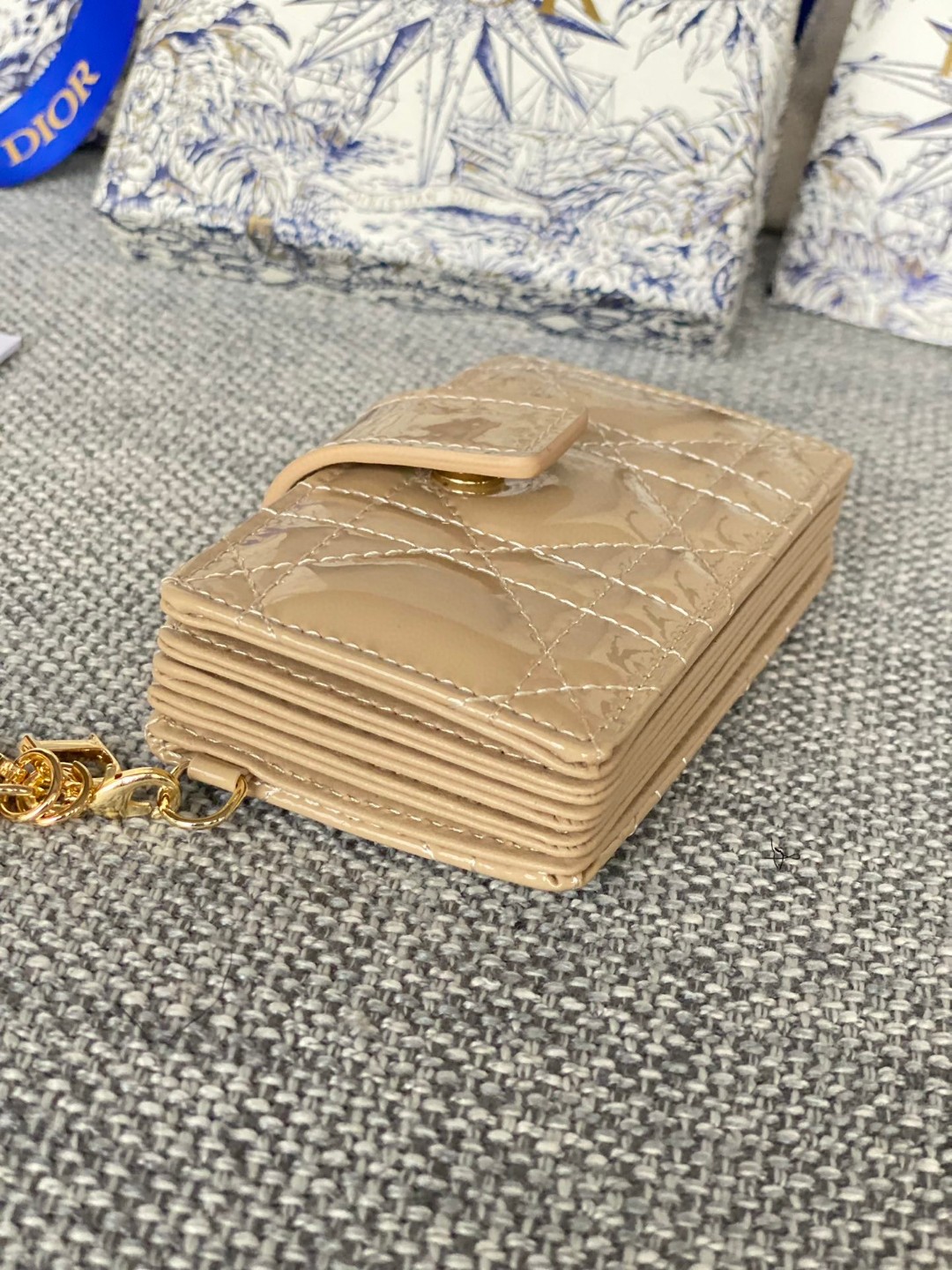 新品 クリスチャンディオール 財布 名刺入れ 2503