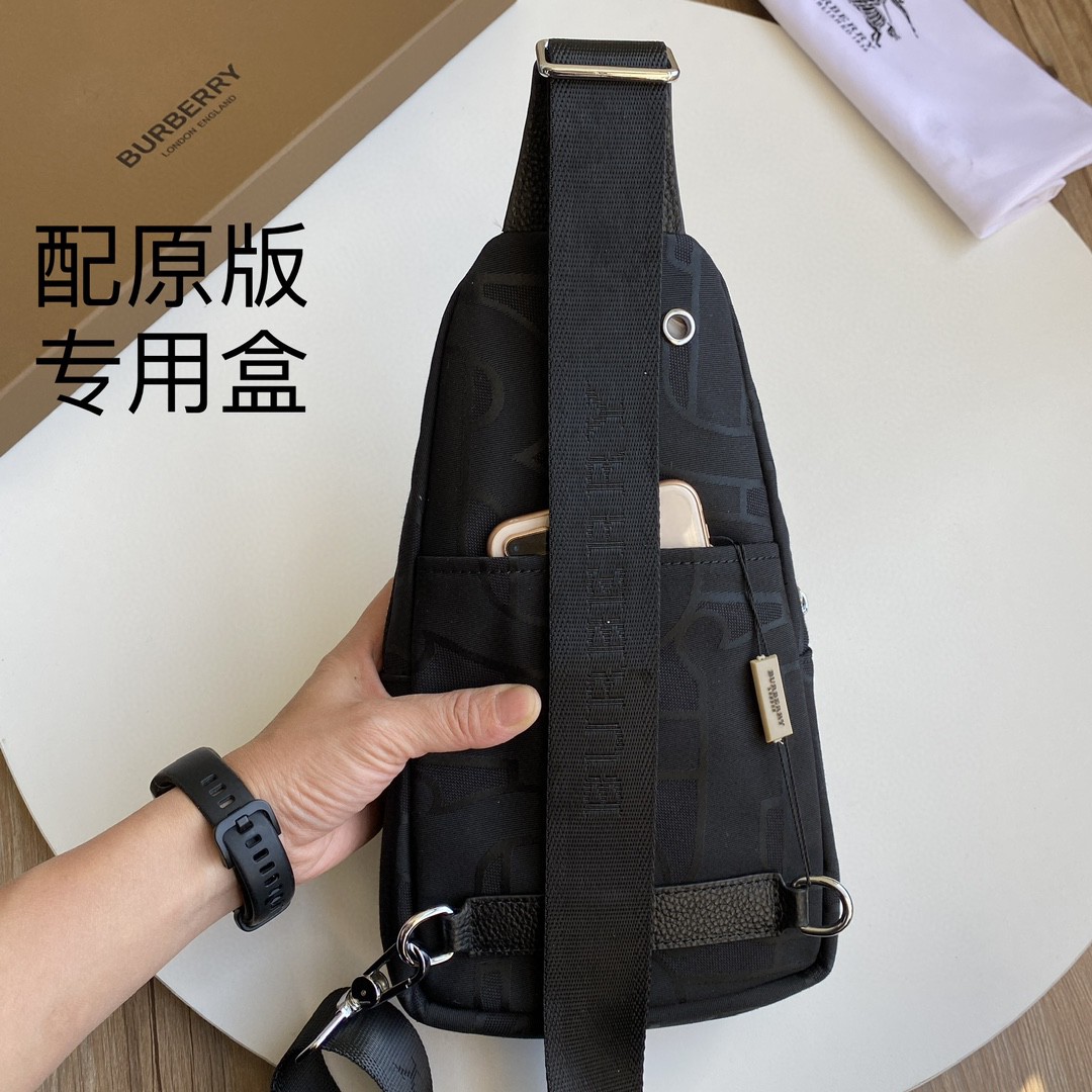 2025 バーバリー メンズ バッグ 鞄 カバン チェストパック