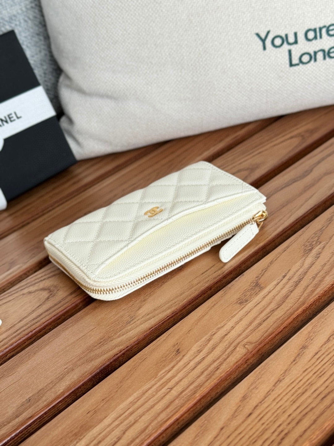 新品 シャネル 財布 名刺入れ 2503