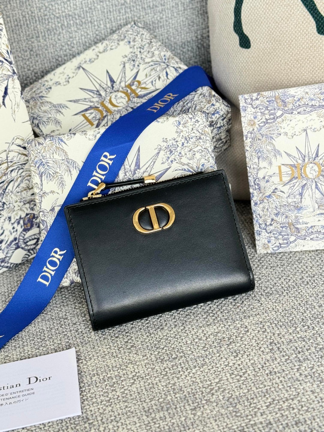 新品 クリスチャンディオール 財布 短財布 2503