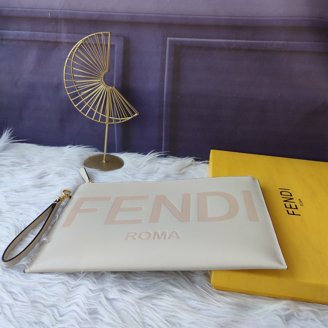 新品 フェンディ財布 セカンドバッグ 2503