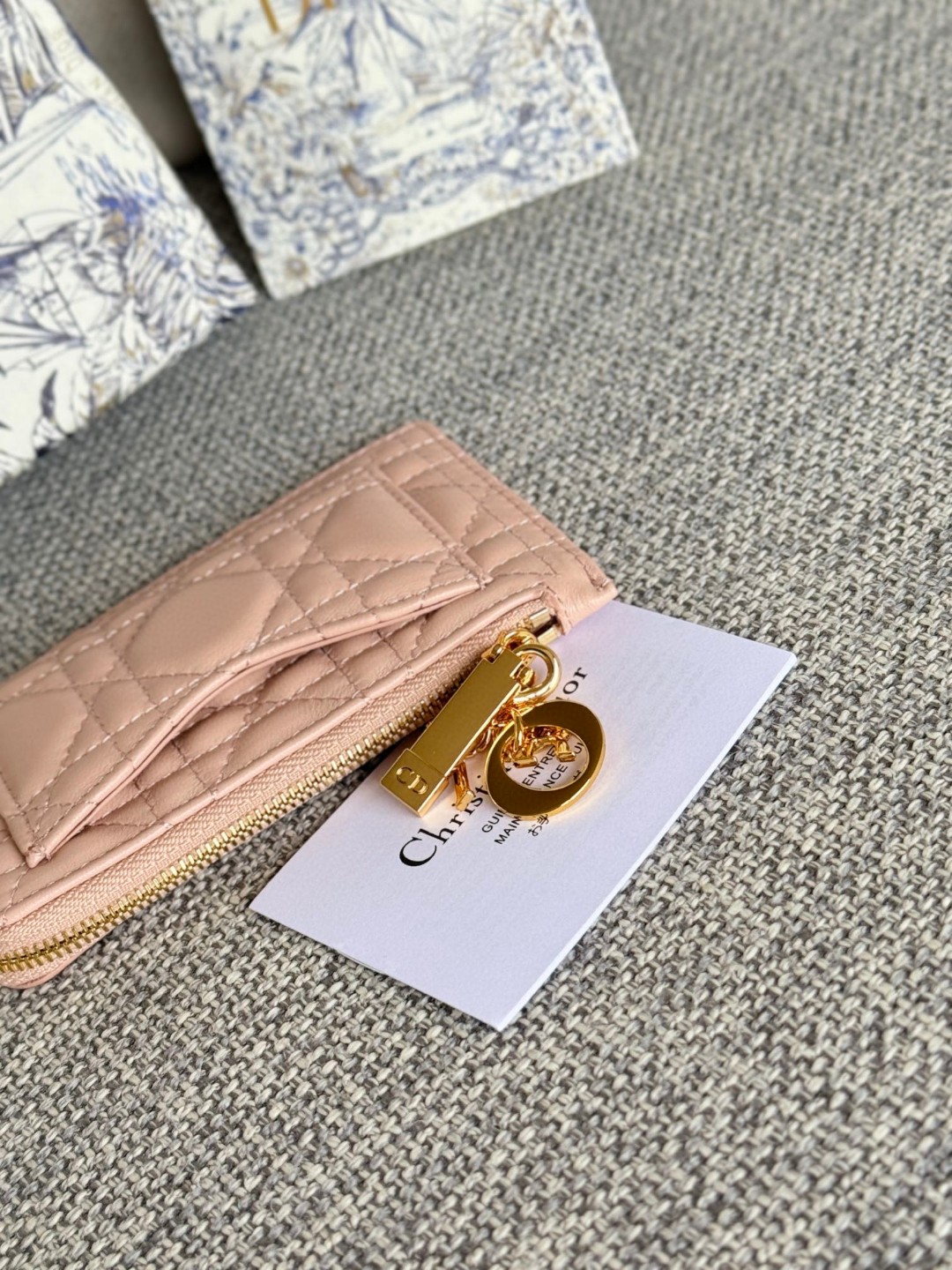 新品 クリスチャンディオール 財布 名刺入れ 2503