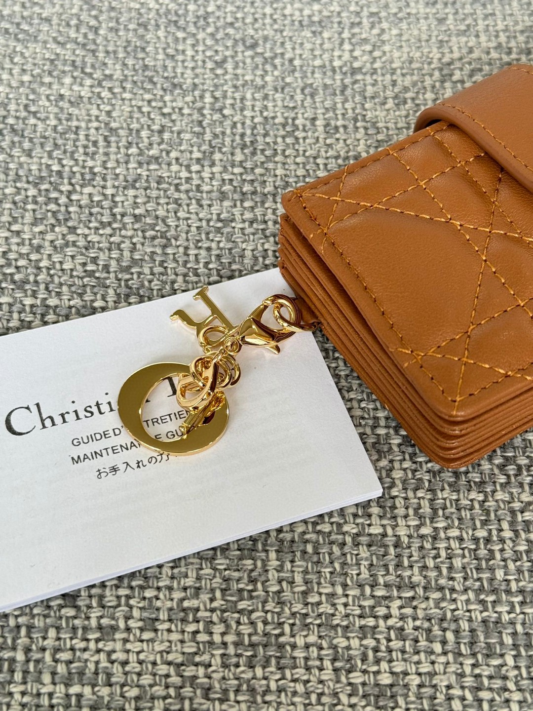 新品 クリスチャンディオール 財布 名刺入れ 2503