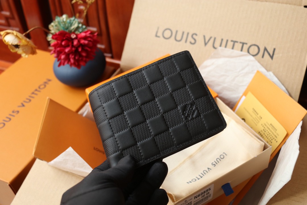 新品 ルイヴィトン 財布 短財布