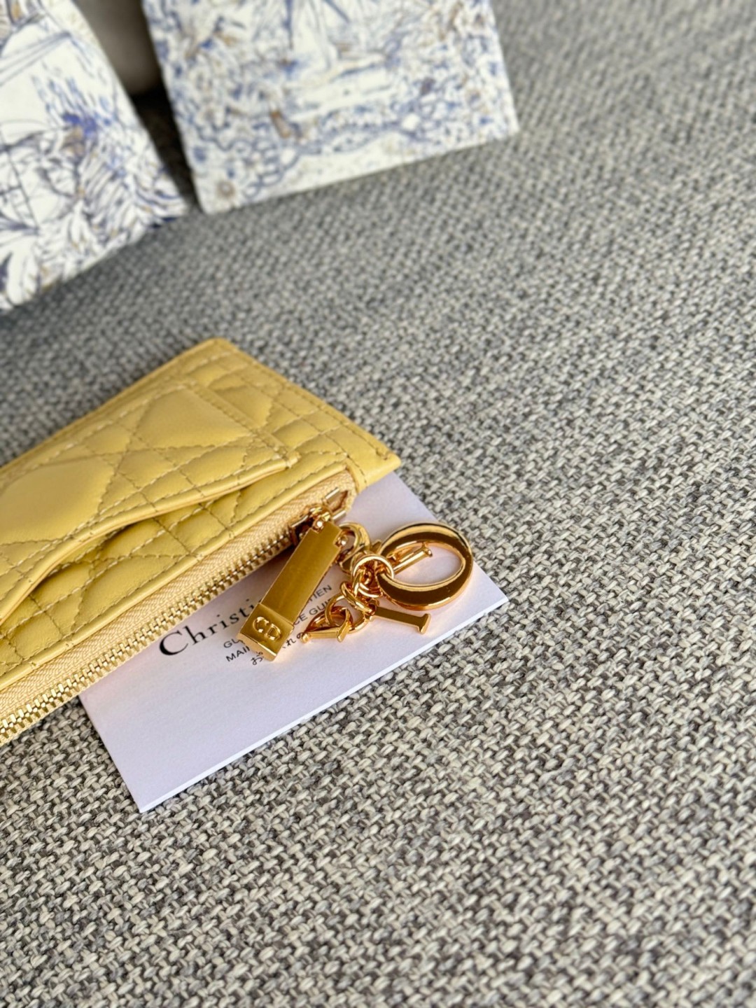 新品 クリスチャンディオール 財布 名刺入れ 2503