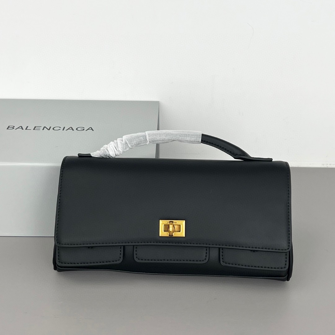 新品 バレンシアガ 財布 セカンドバッグ