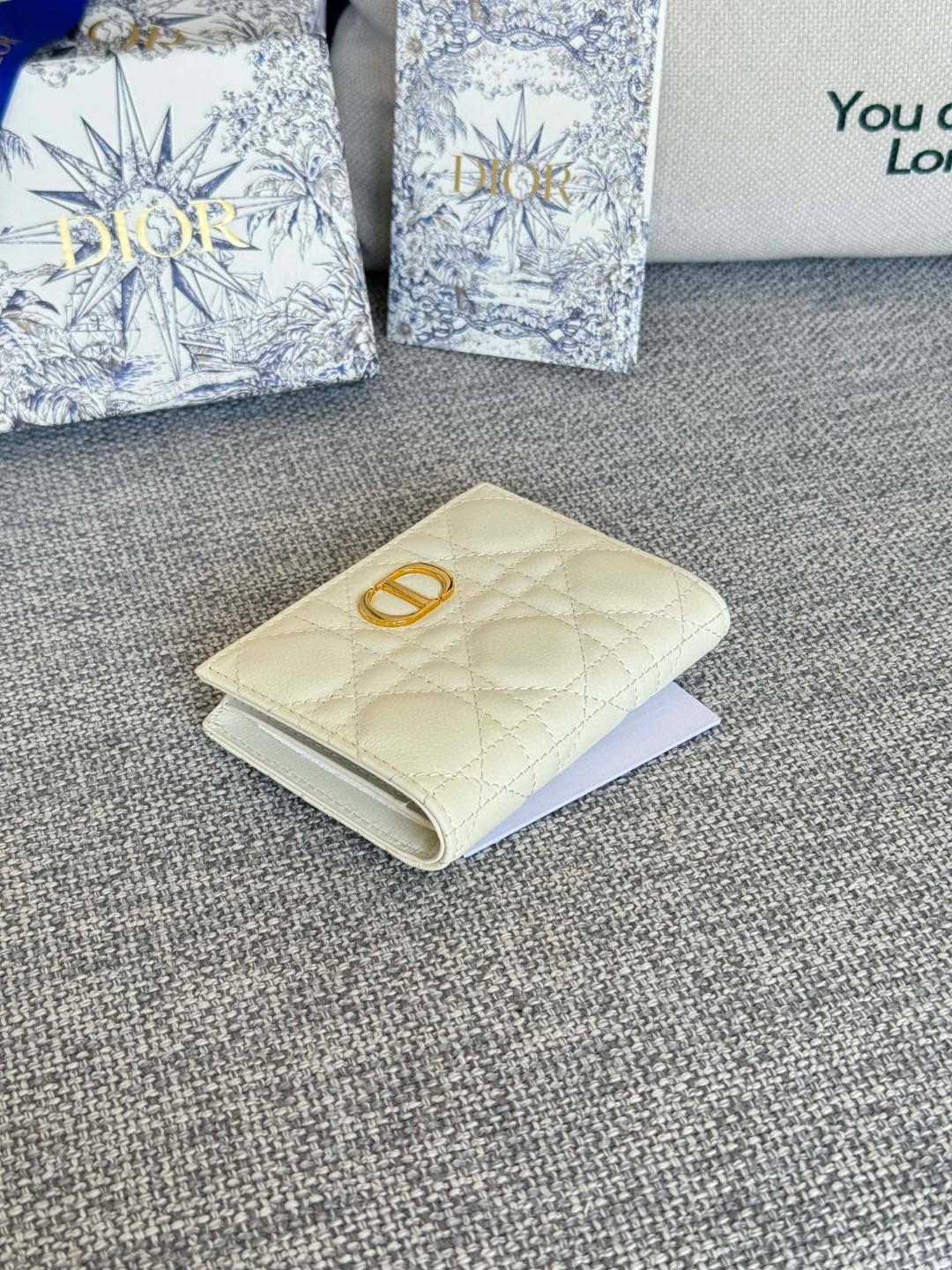 新品 クリスチャンディオール 財布 短財布 2503