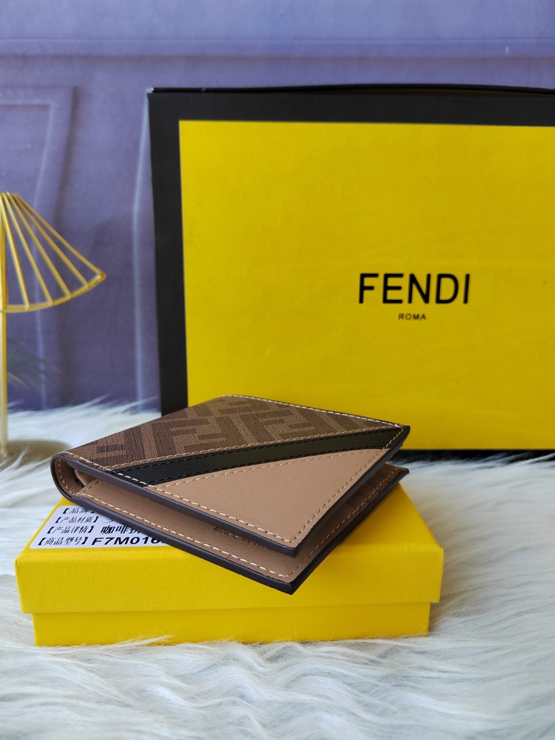 新品 フェンディ財布 短財布 2503
