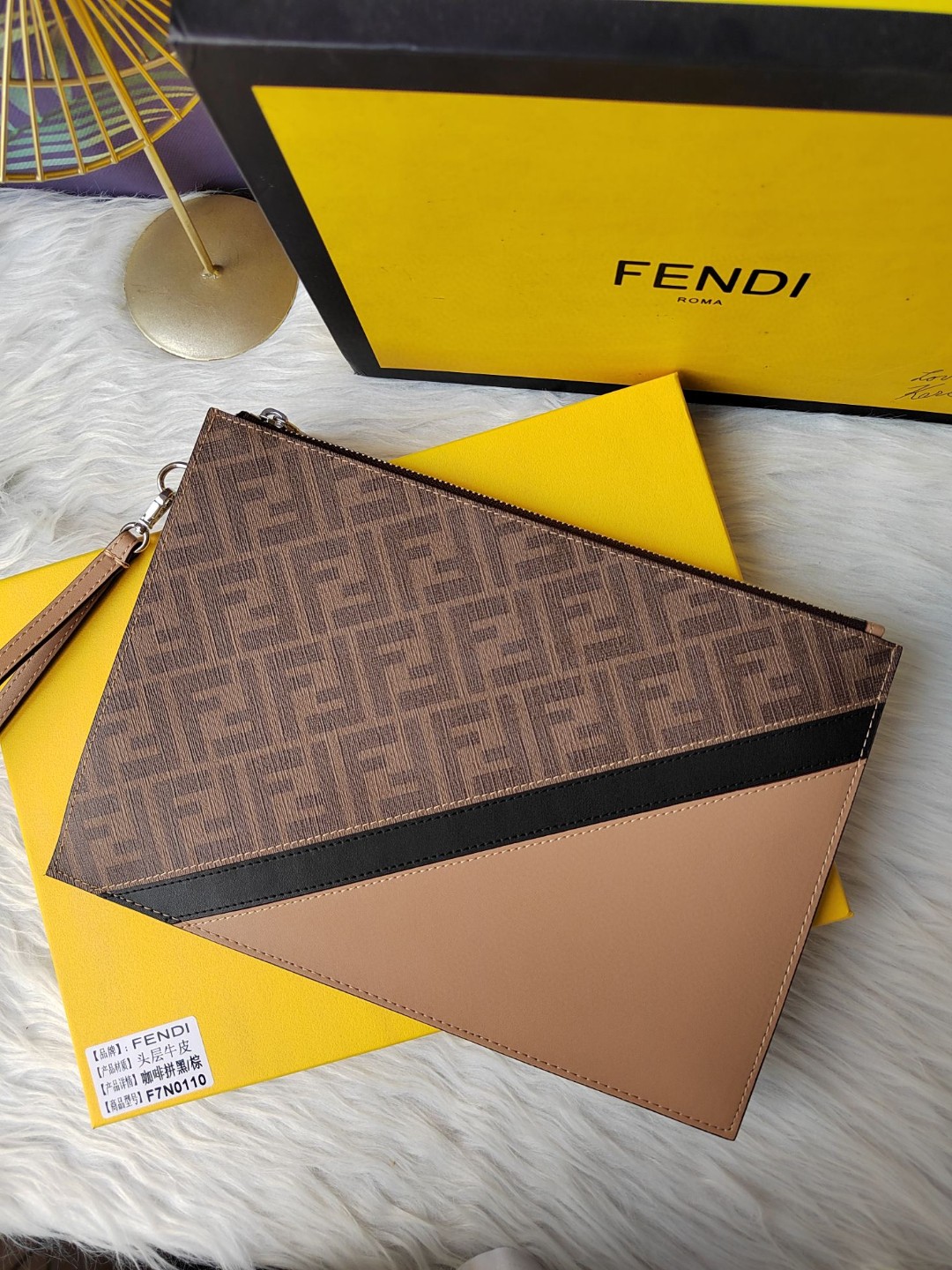 新品 フェンディ財布 セカンドバッグ