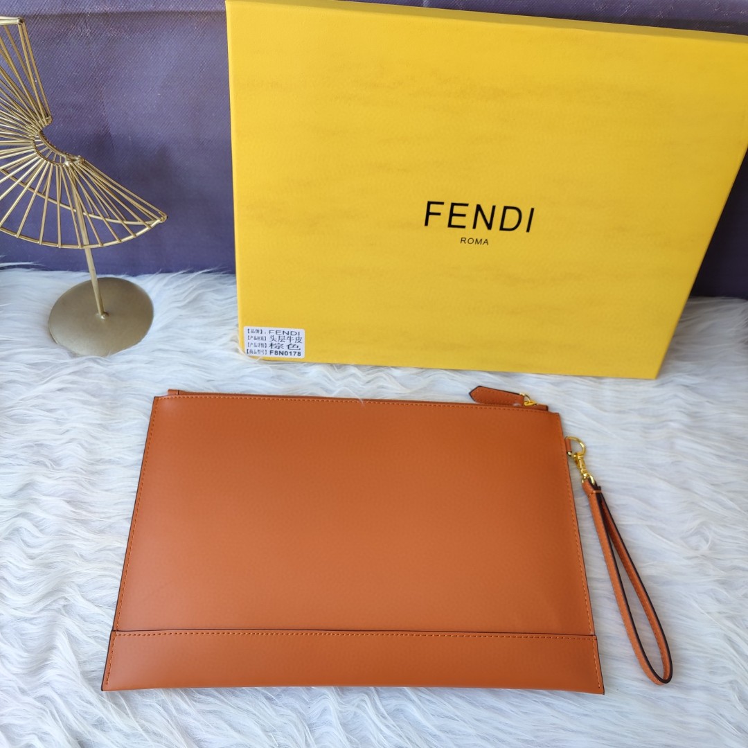 新品 フェンディ財布 セカンドバッグ