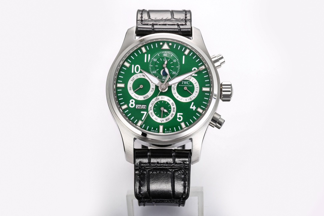腕時計 IWC(アイダブリューシー) 時計 89630 ムーブメント搭載 28800振動 2502