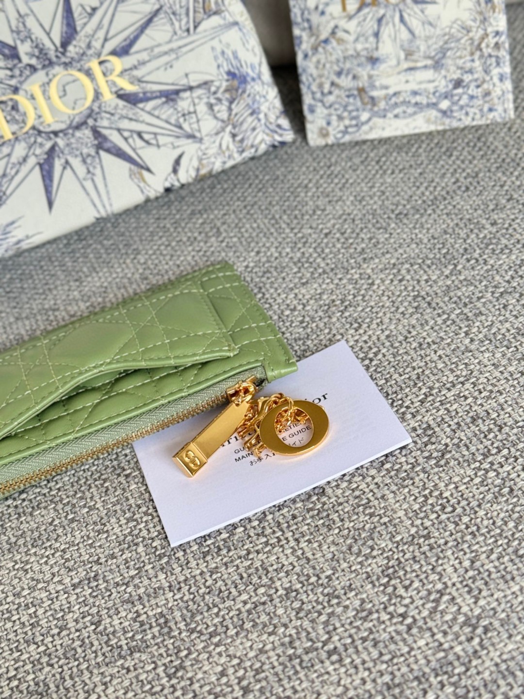 新品 クリスチャンディオール 財布 名刺入れ