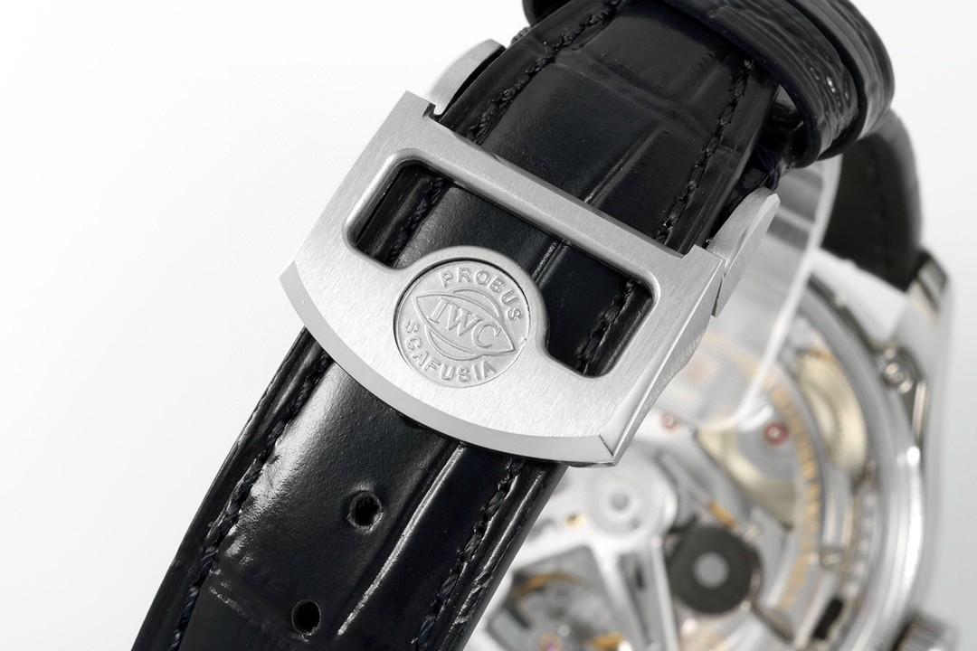 腕時計 IWC(アイダブリューシー) 時計 SW51111 ムーブメント搭載 28800振動 2502