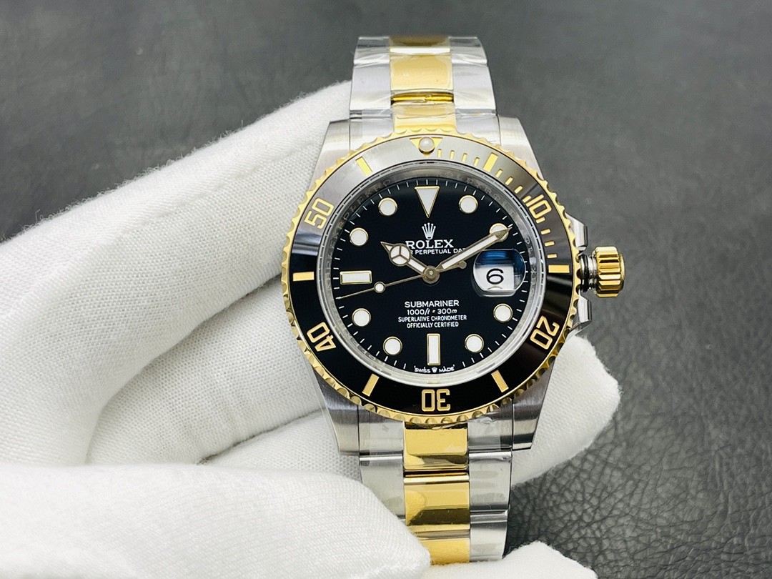 腕時計 ロレックス サブマリーナ SUBMARINER 3235 ムーブメント搭載 2406