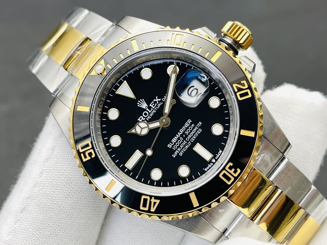腕時計 ロレックス サブマリーナ SUBMARINER 3235 ムーブメント搭載 2406