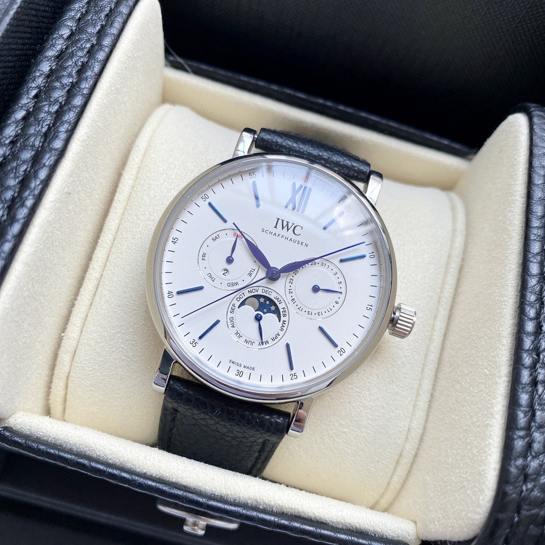 腕時計 IWC(アイダブリューシー) 時計 3836-2 ムーブメント搭載 28800振動 2502