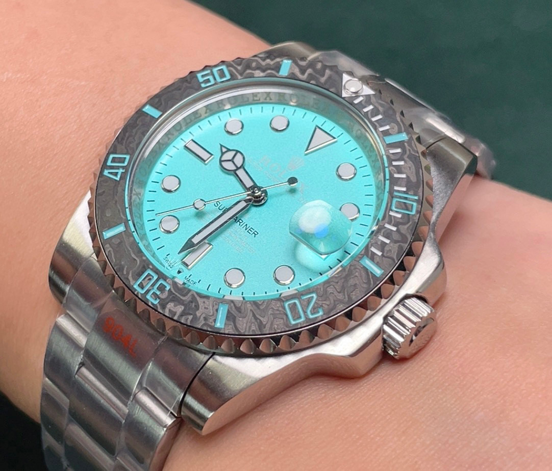腕時計 ロレックス サブマリーナ SUBMARINER 8215 ムーブメント搭載 2406