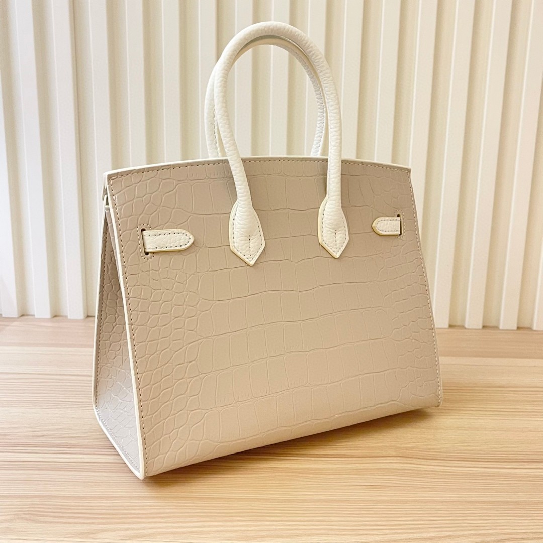 春新作 バッグ エルメス バーキン 25CM