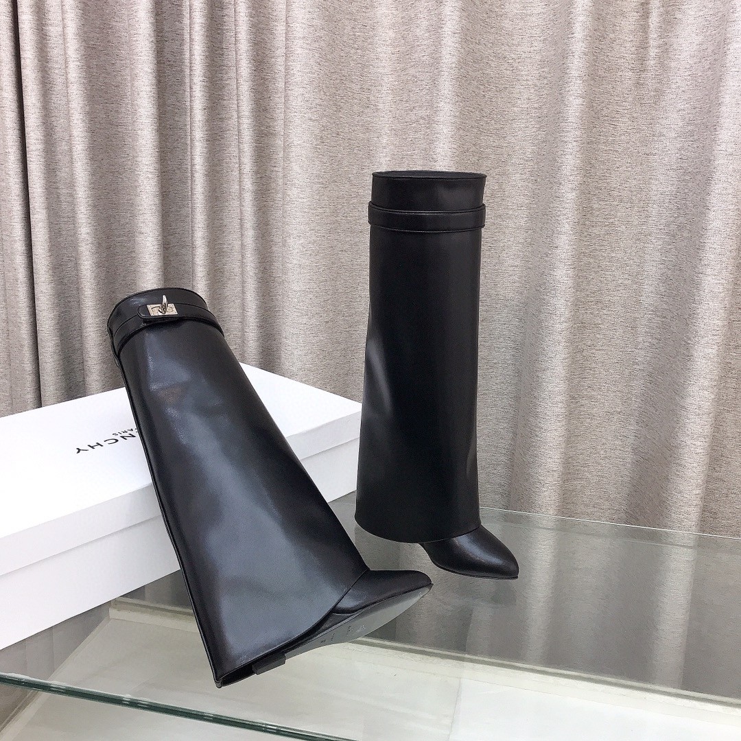 靴 ジバンシィ ロングブーツ ブーツ?  レディース