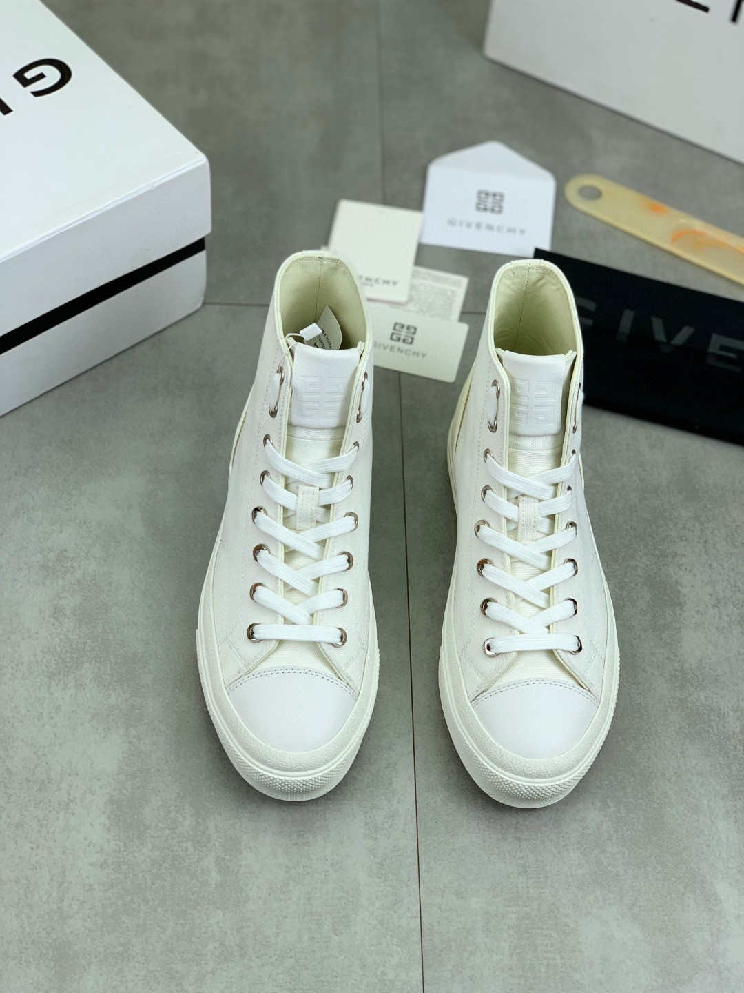 靴 ジバンシィ ショートレインブーツ? 男女兼着