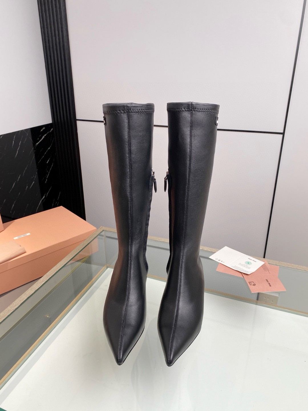 秋冬新品入荷 靴 ミュウミュウ ブーツ/ロングブーツ レディース