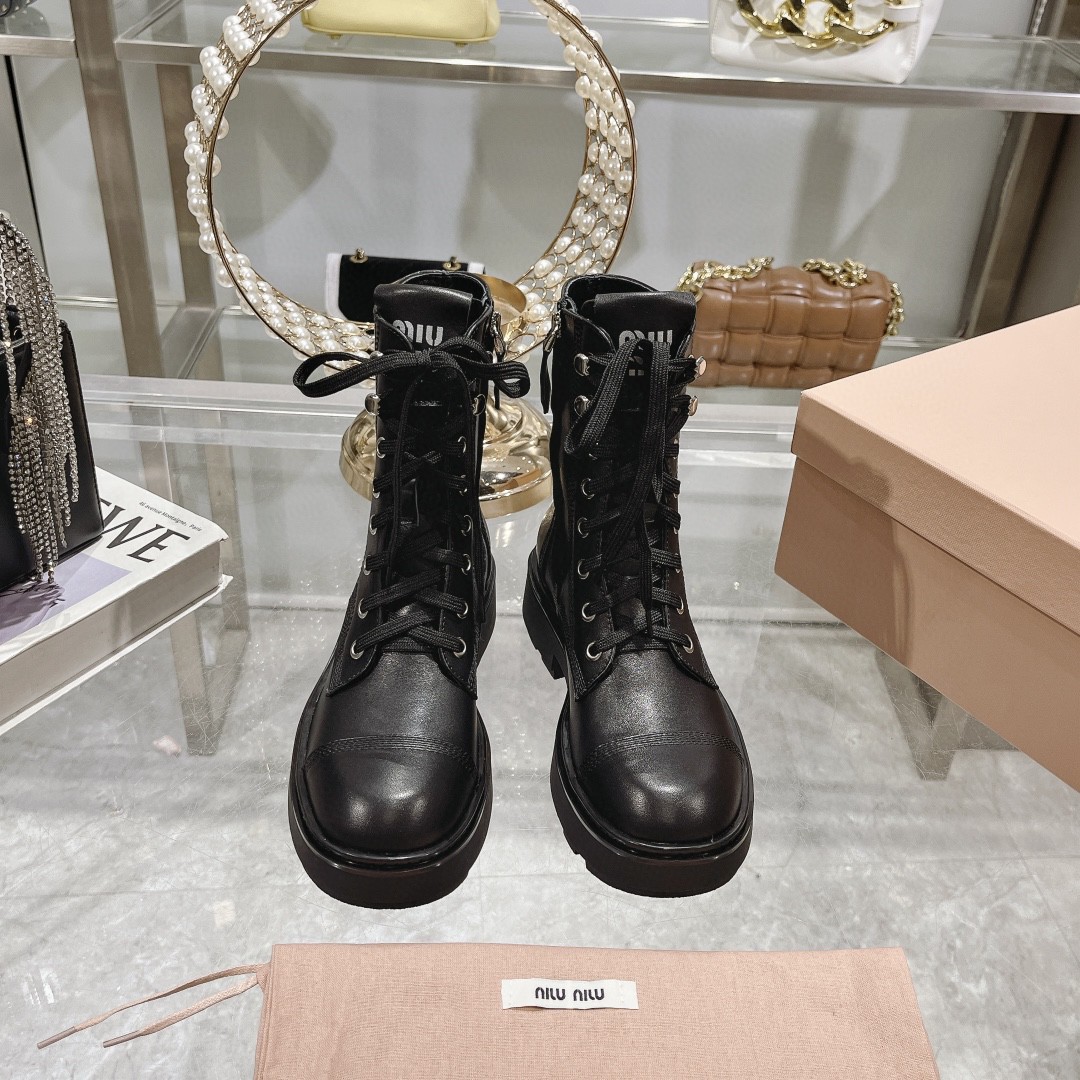 秋冬新品入荷 靴 ミュウミュウ ブーツ/ロングブーツ レディース