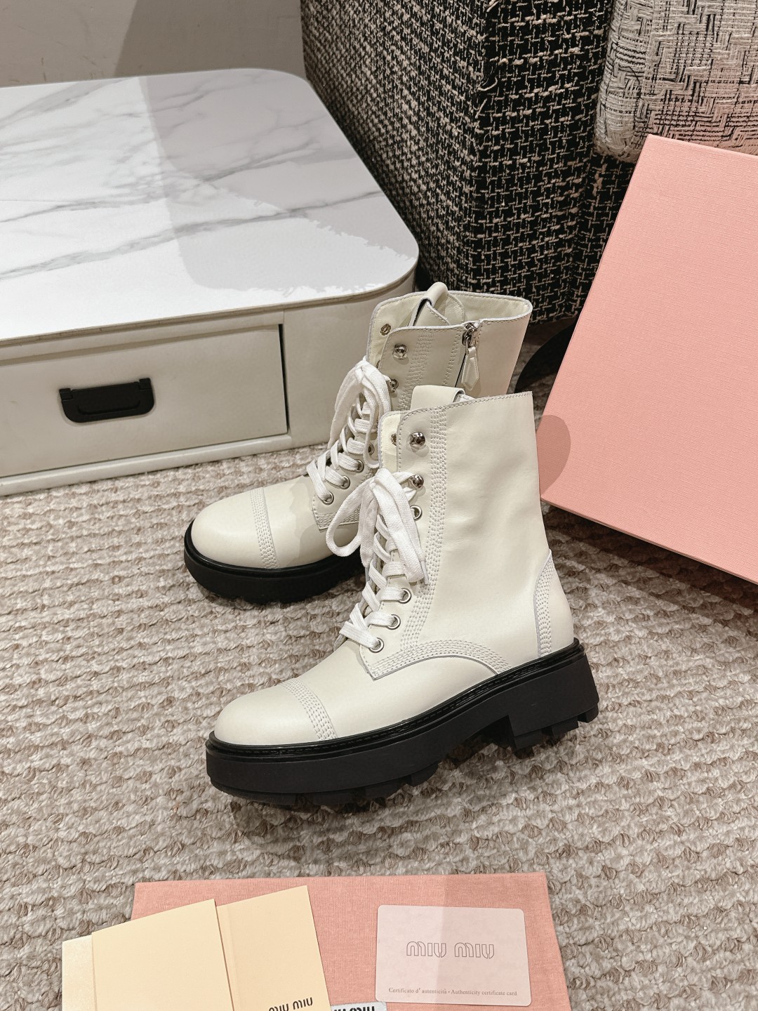 秋冬新品入荷 靴 ミュウミュウ ブーツ/ロングブーツ レディース