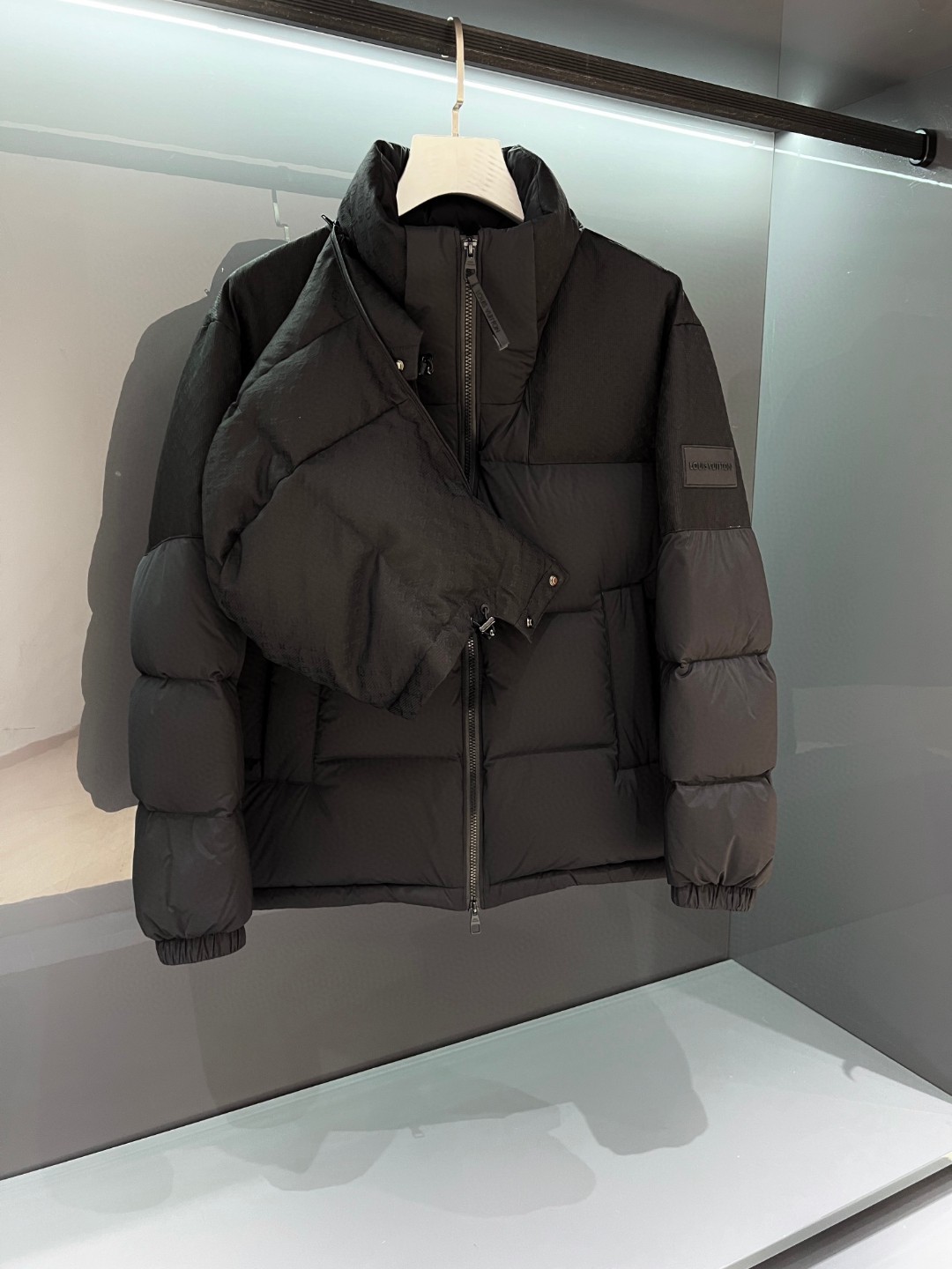 秋冬服 2024新作 ルイヴィトン ダウンジャケットジャケット メンズ