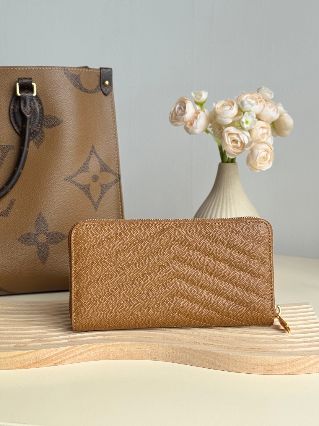 財布 24SS イヴ サンローラン 財布 小銭入れWallet? 2411