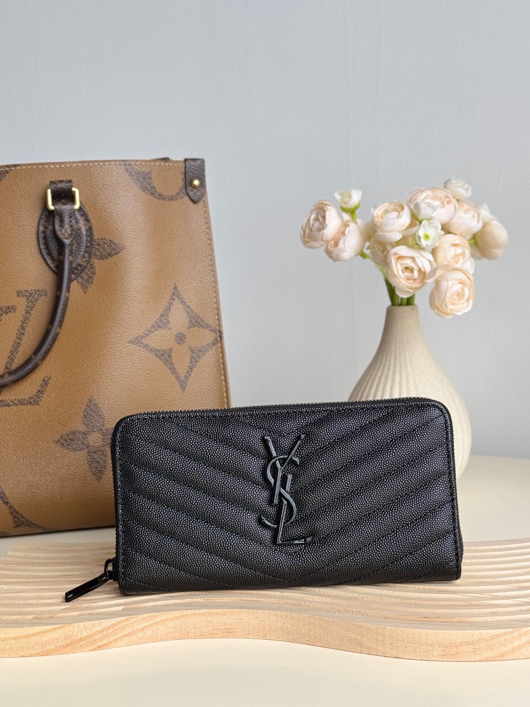 財布 24SS イヴ サンローラン 財布 小銭入れWallet? 2411