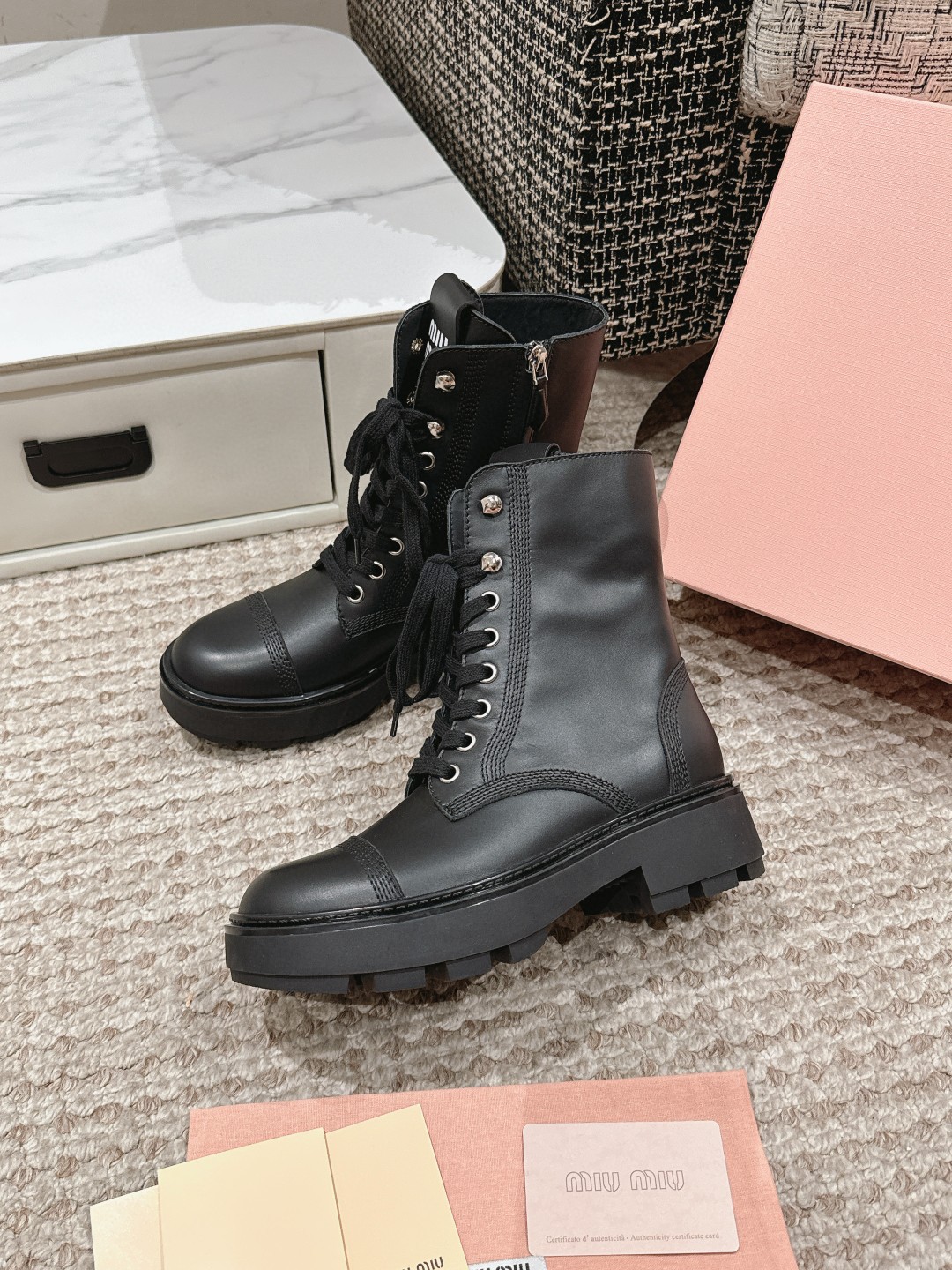 秋冬新品入荷 靴 ミュウミュウ ブーツ/ロングブーツ レディース