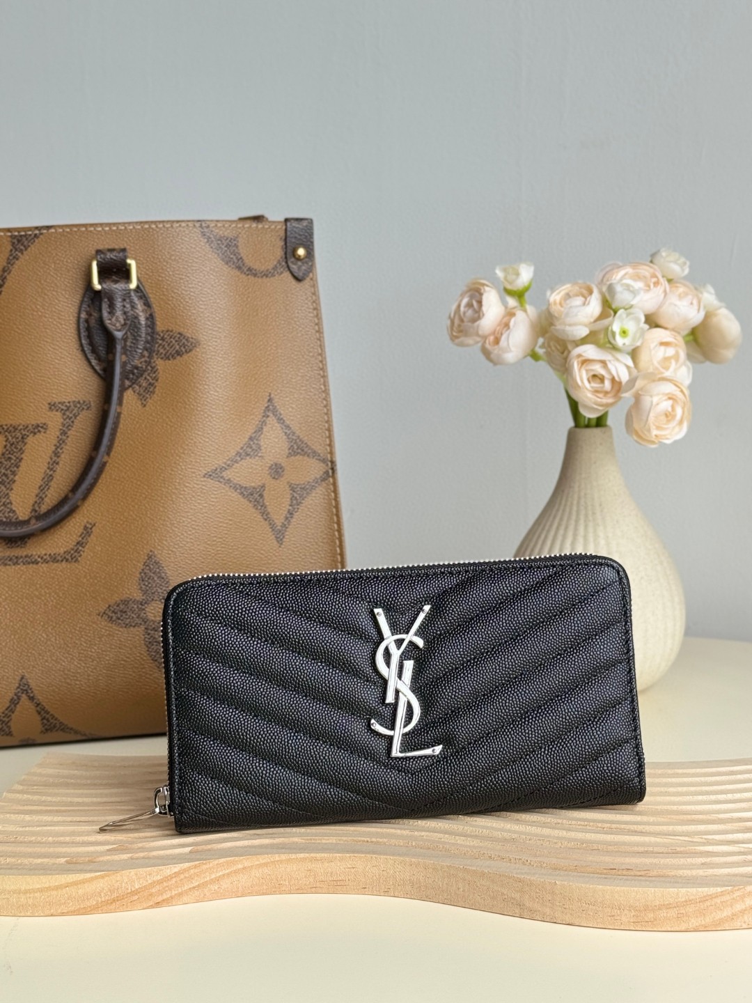 財布 24SS イヴ サンローラン 財布 小銭入れWallet? 2411