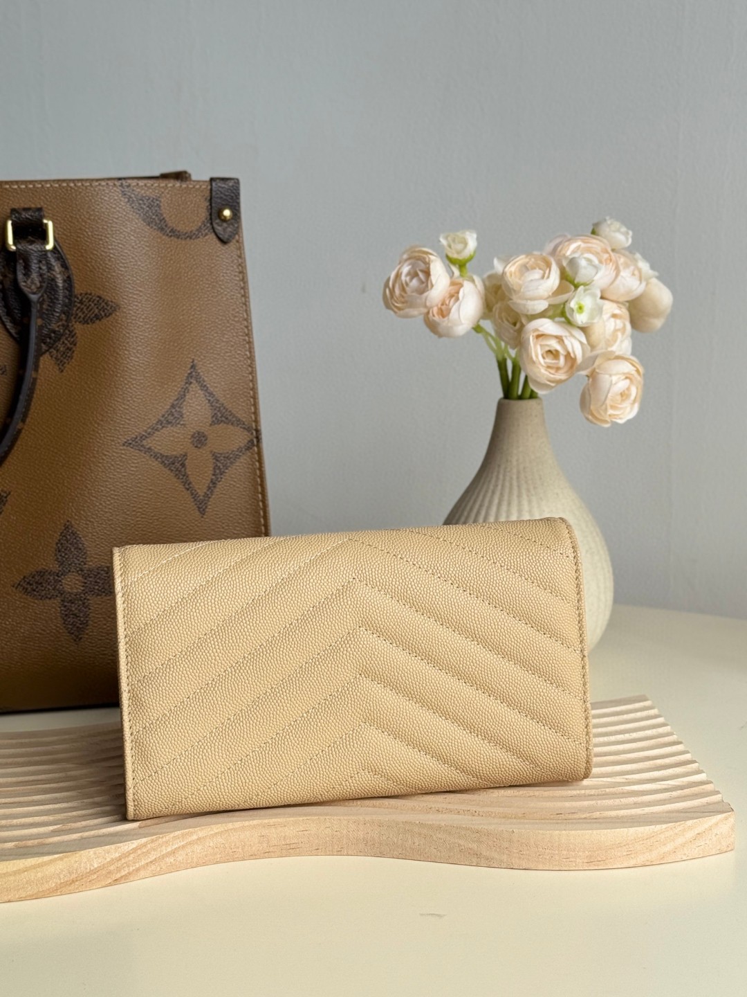 財布 24SS イヴ サンローラン 財布 小銭入れWallet? 2411
