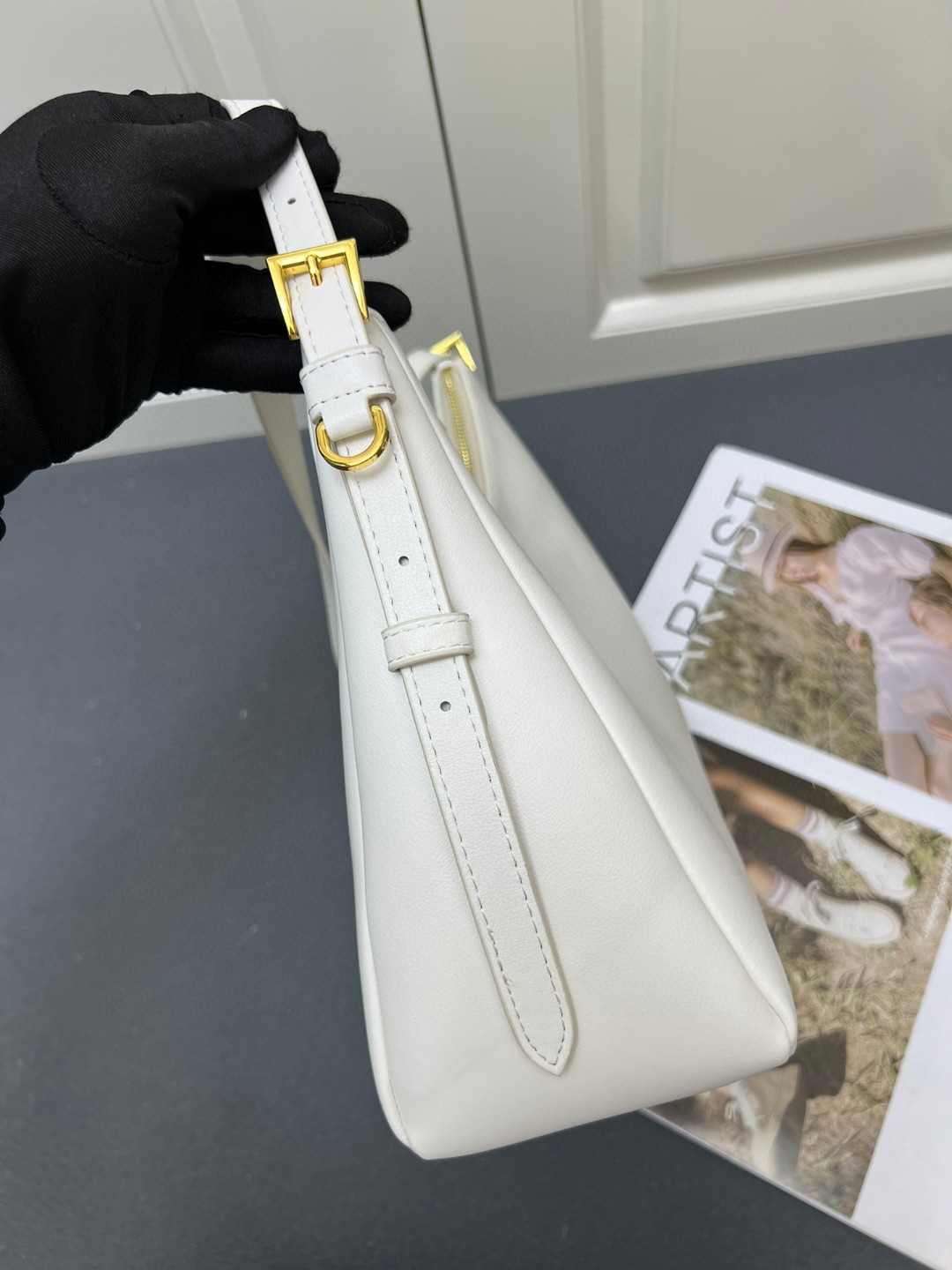 鞄 24SS プラダ カバン ハンドバッグ 2411