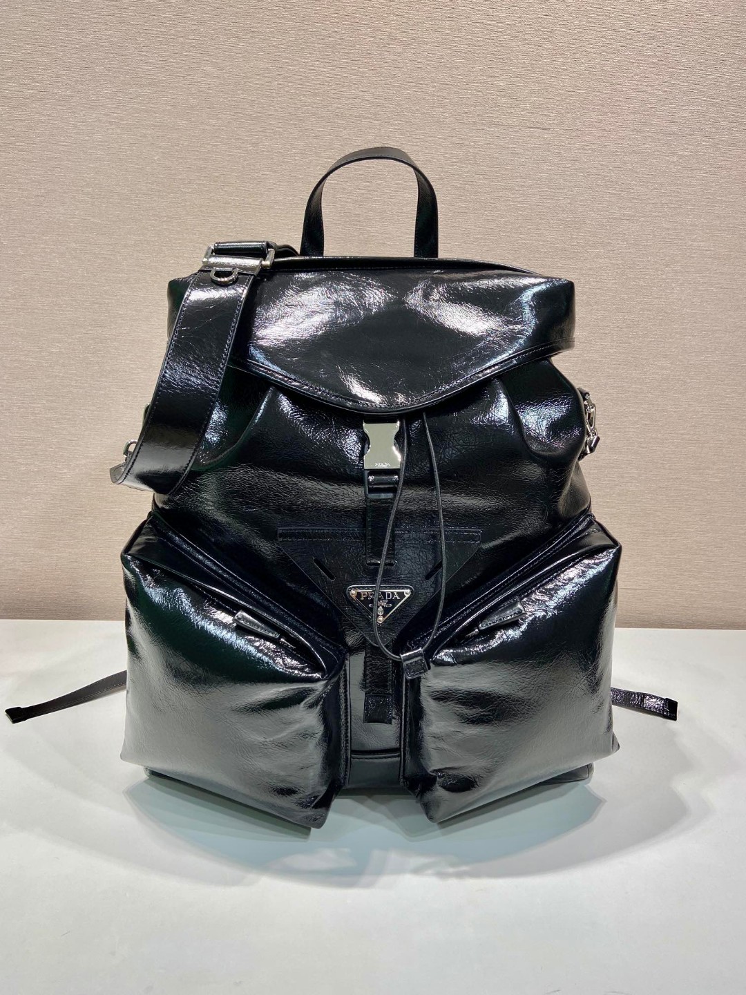 鞄 24SS プラダ カバン ハンドバッグ