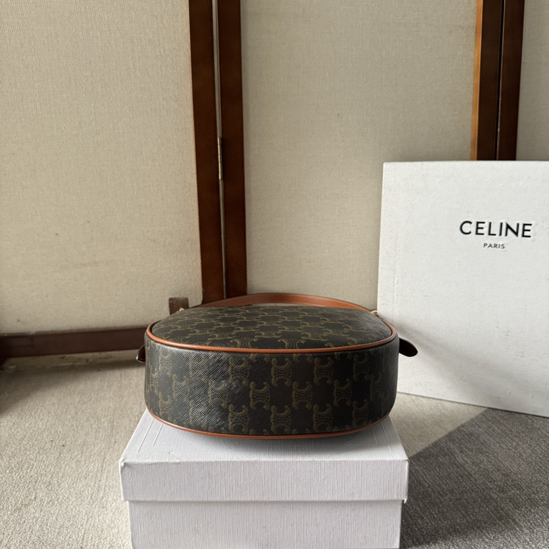 鞄 24SS セリーヌ カバン ハンドバッグ