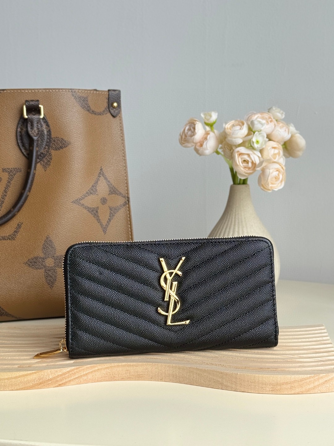 財布 24SS イヴ サンローラン 財布 小銭入れWallet? 2411