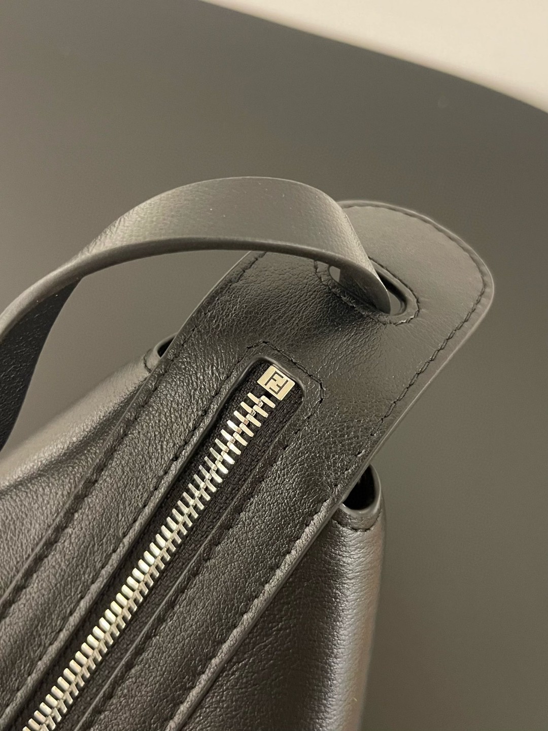 鞄 24SS フェンディカバン ハンドバッグ