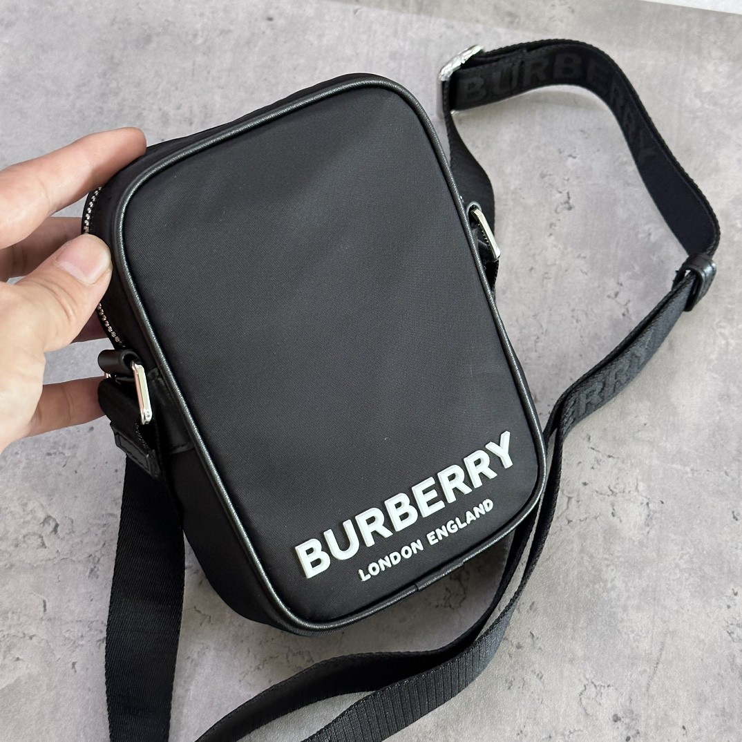 Super品 鞄 24SS バーバリー カバン ハンドバッグ