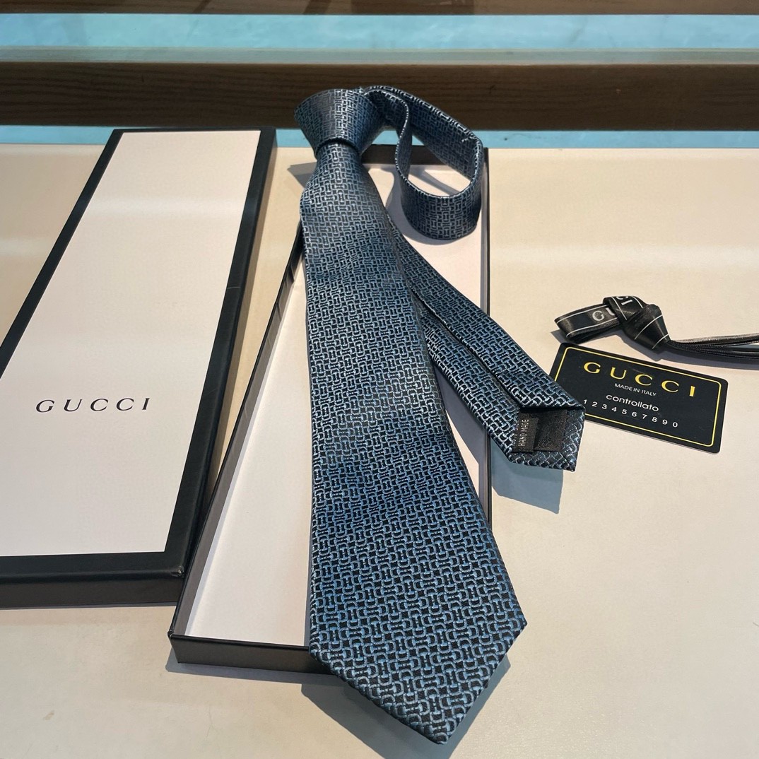 2024 グッチ シルク Tie ネクタイ 紳士 新品