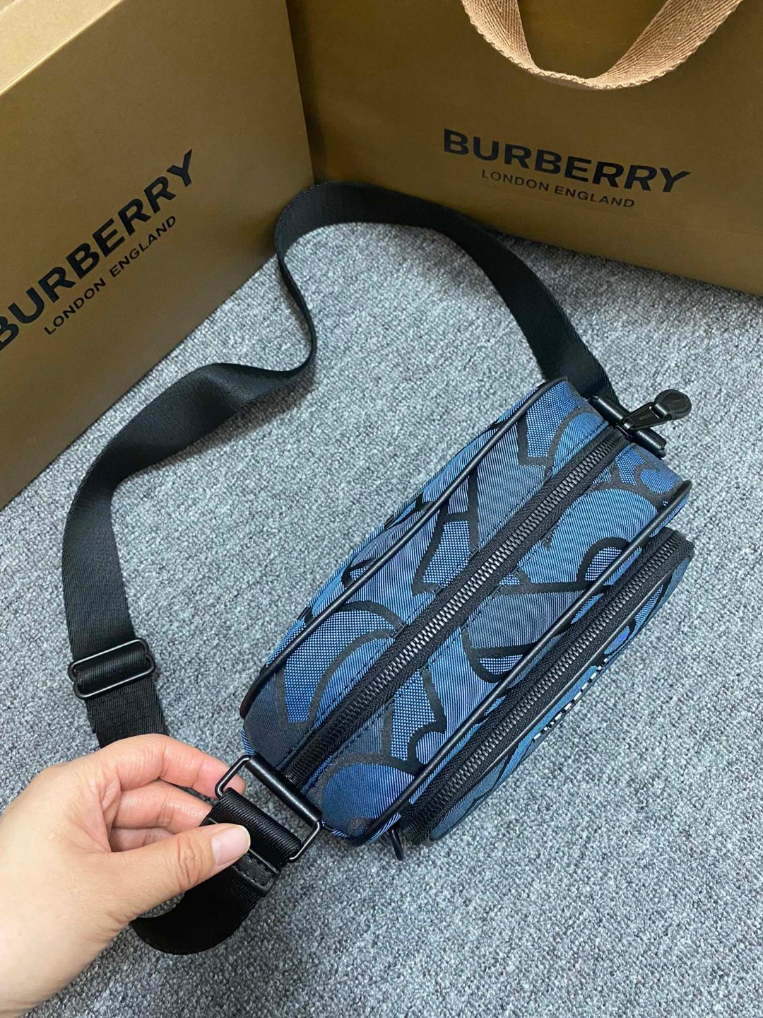 Super品 鞄 24SS バーバリー カバン ハンドバッグ